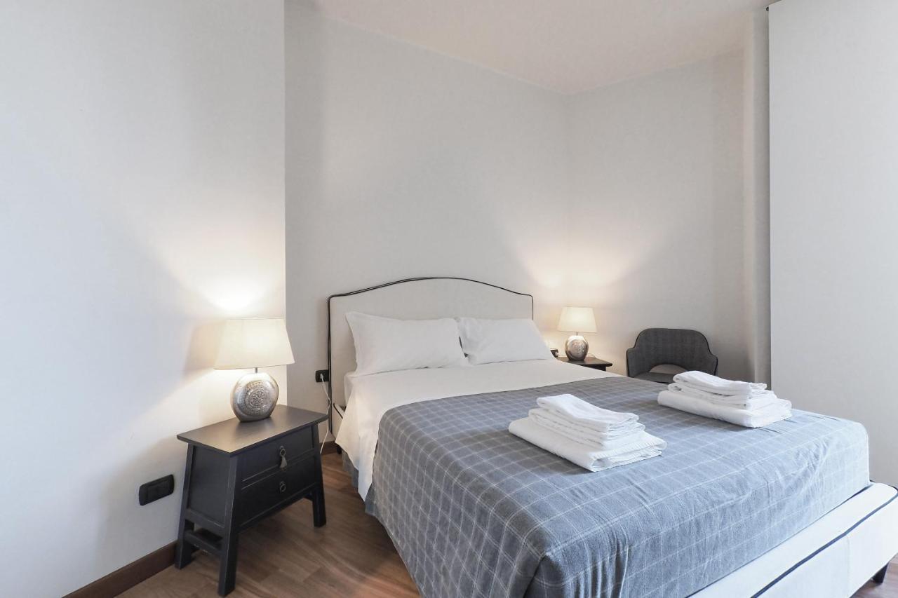 Duomo Luxury Apartment IV Milano Exteriör bild