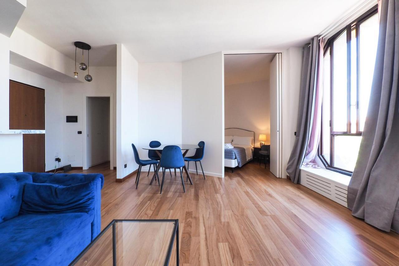 Duomo Luxury Apartment IV Milano Exteriör bild